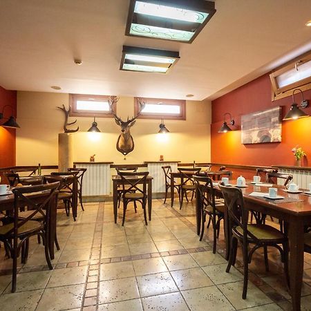 Hostal Los Canteros Golmayo Exterior photo